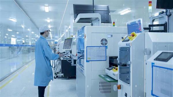 第一！卡奧斯以技術開發為核心，賦能7座燈塔工廠，持續領航智能制造新時代